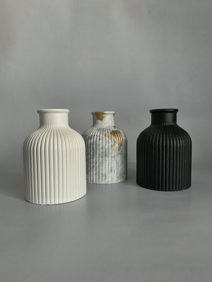 Ribbed Vase for dried flowers, decorative vase, room decor