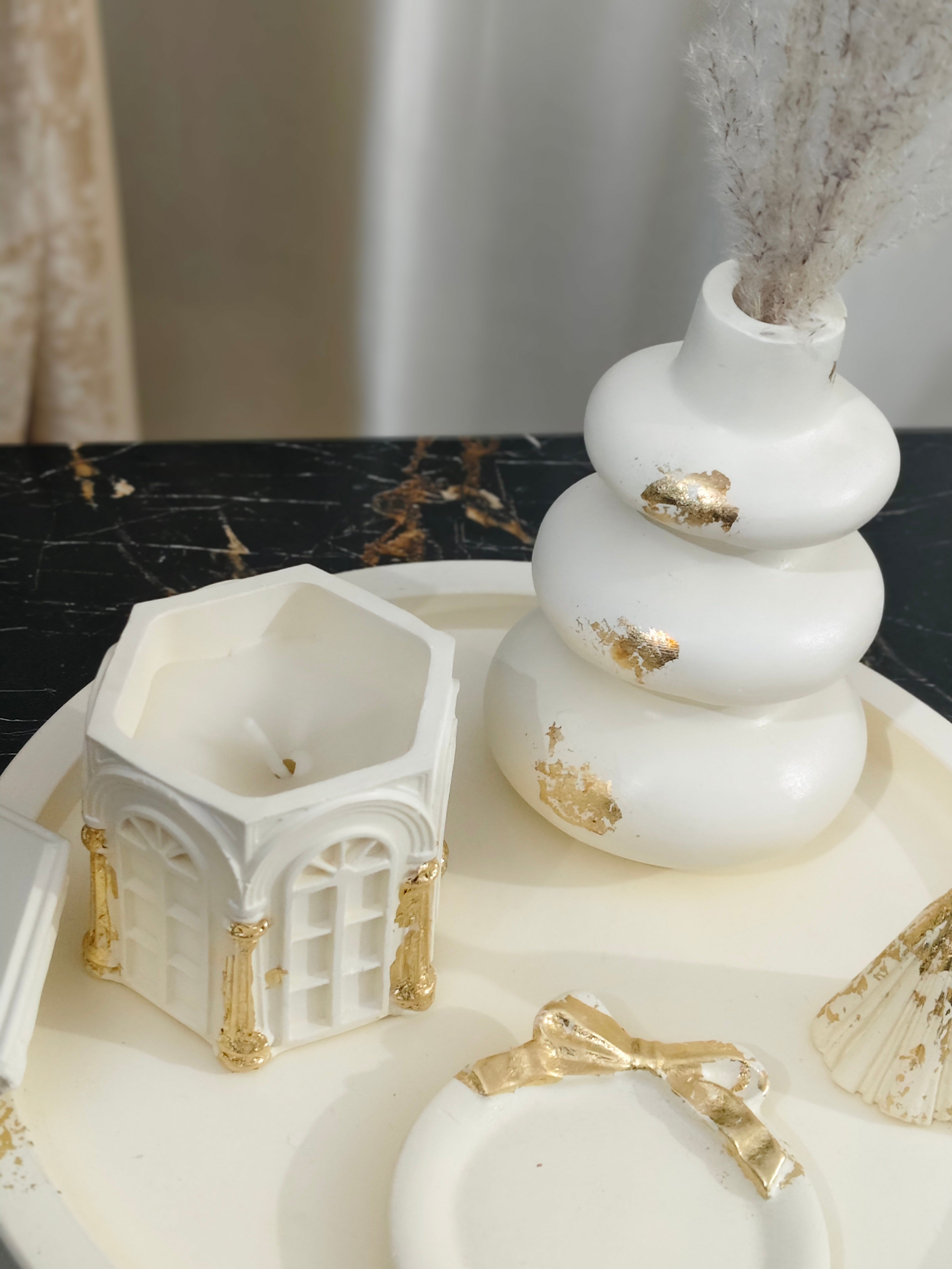 Lager Round Tray,Nordic Vase, Vintage Home jar, Bow tray & Ring Holder Bundle 64 with gold foil