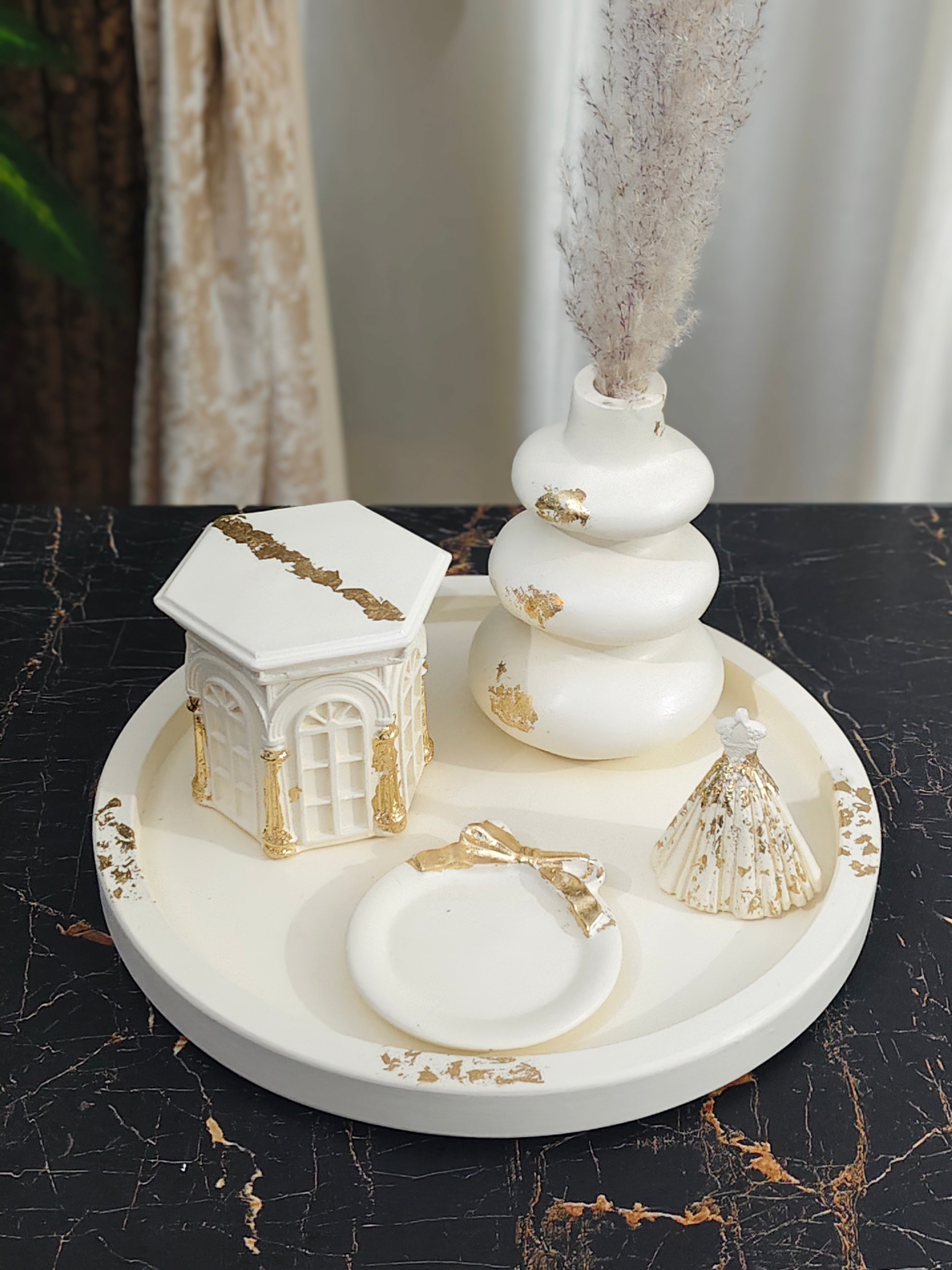 Lager Round Tray,Nordic Vase, Vintage Home jar, Bow tray & Ring Holder Bundle 64 with gold foil